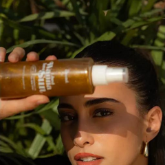 Buend Gold Shimmering Tanning Oil