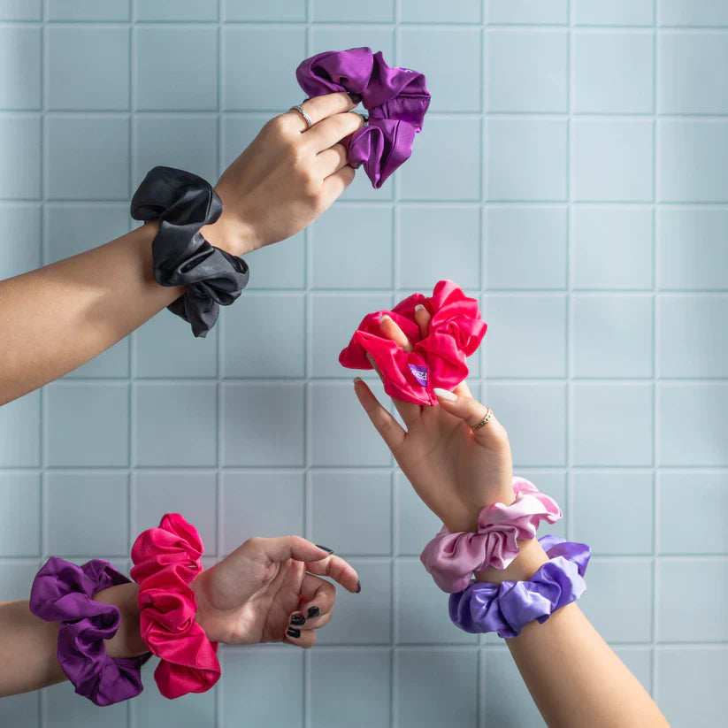 Plumpy Curls Satin Scrunchies