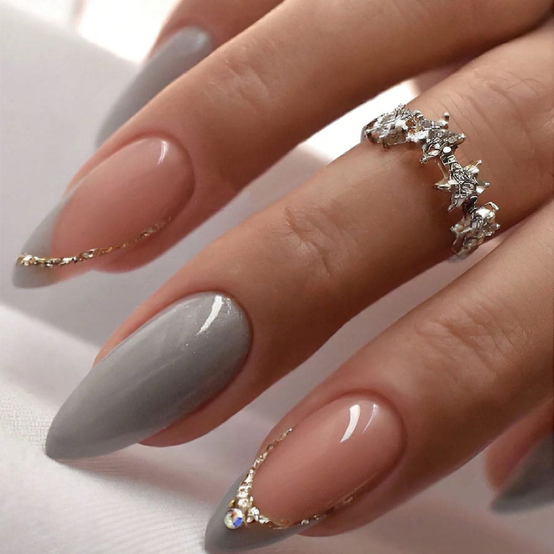 SHEIN Golden Line Art & 3D Rhinestone Decoration Press On Nails