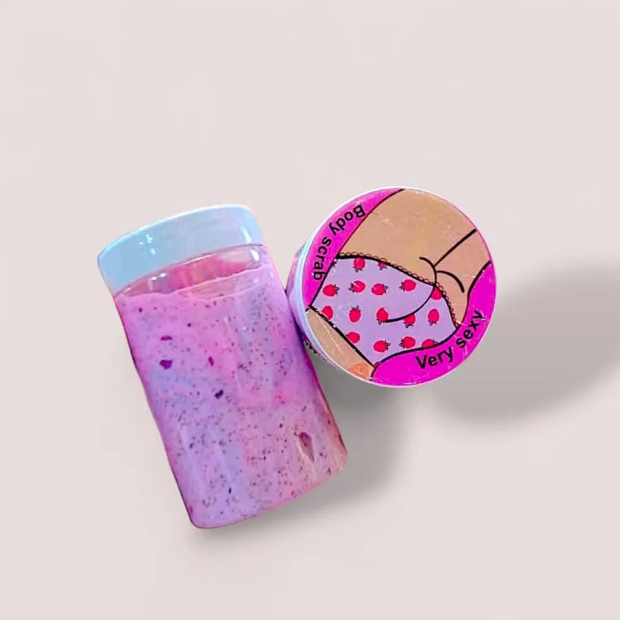 اسكراب التوتا - Tota Scrub